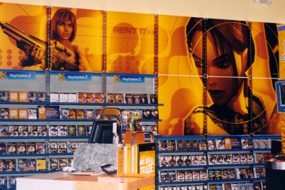 Large-format POP graphics have become a staple of retail environments.
