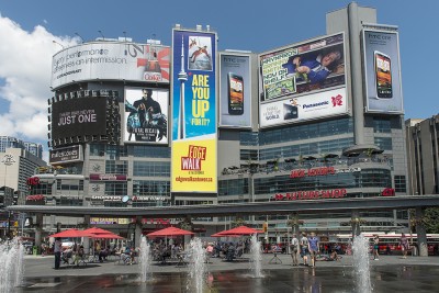 10 Dundas