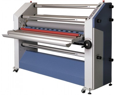 Some laminator models are available in both dual-heat and single-heat versions.