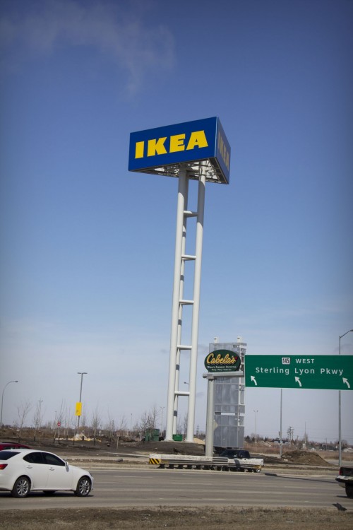 In 2013, Signex was commissioned to build pylons and other signs for Winnipeg’s new Ikea store.