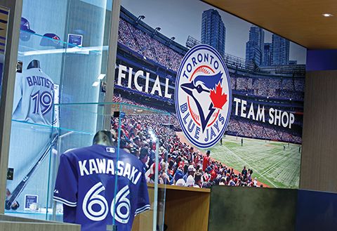 Retail Signage: Celebrating fans at the Jays Shop - Sign Media Canada