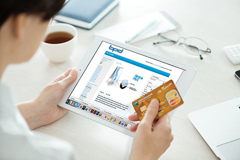 bigstock-Paypal-Website-On-Apple-Ipad-A-67769926