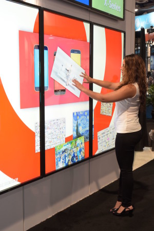 DSE2016touchvideowall