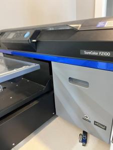 Epson F2100 printer / Direct Treater PreTreat Mach photo.