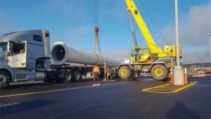 The main posts are unloaded.