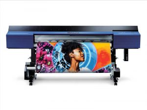 Water-based and eco-solvent printers can print onto several types of canvas media.