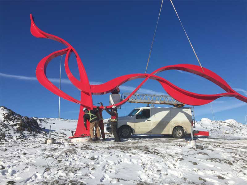 Deer antler sculpture creates unique gateway entry sign