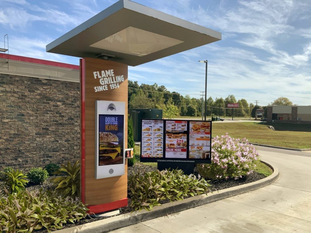 40,000 digital screens to enhance Tim Hortons, Burger King drivethru