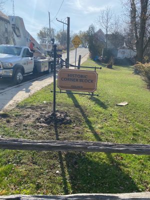 The Township of Puslinch, Ont., received $44,135.34 over two years, beginning in 2018, to install and fabricate signage in its main street area as identified in the Township’s Community Improvement Plan.