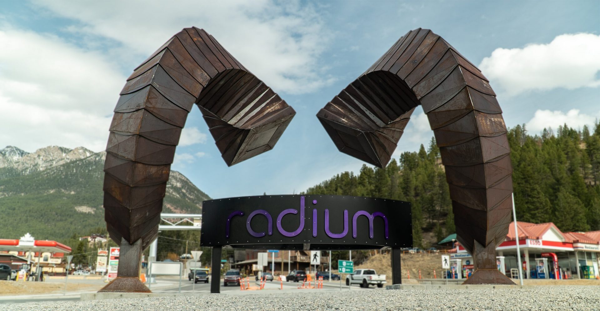 Radium Hot Springs discusses changing their signage bylaws Sign Media