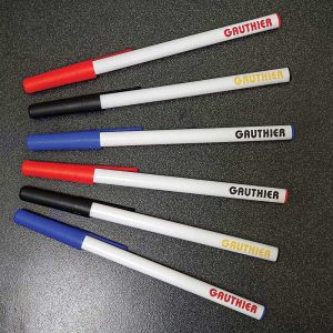 Colour printing helps logos ‘pop’ on promotional products like pens.