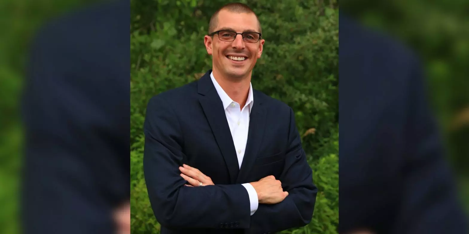 Andrew Bishop headshot.